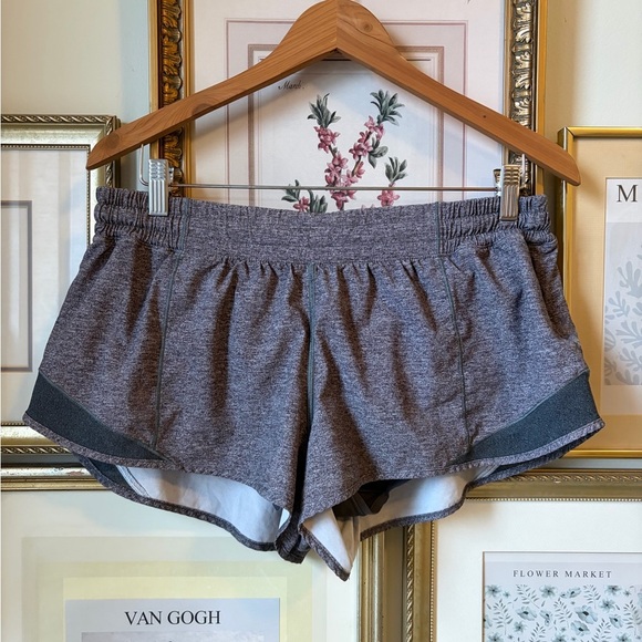 Lululemon Hotty Hot Short II *2.5" Heather Lux Multi Black 12 - Picture 9 of 11